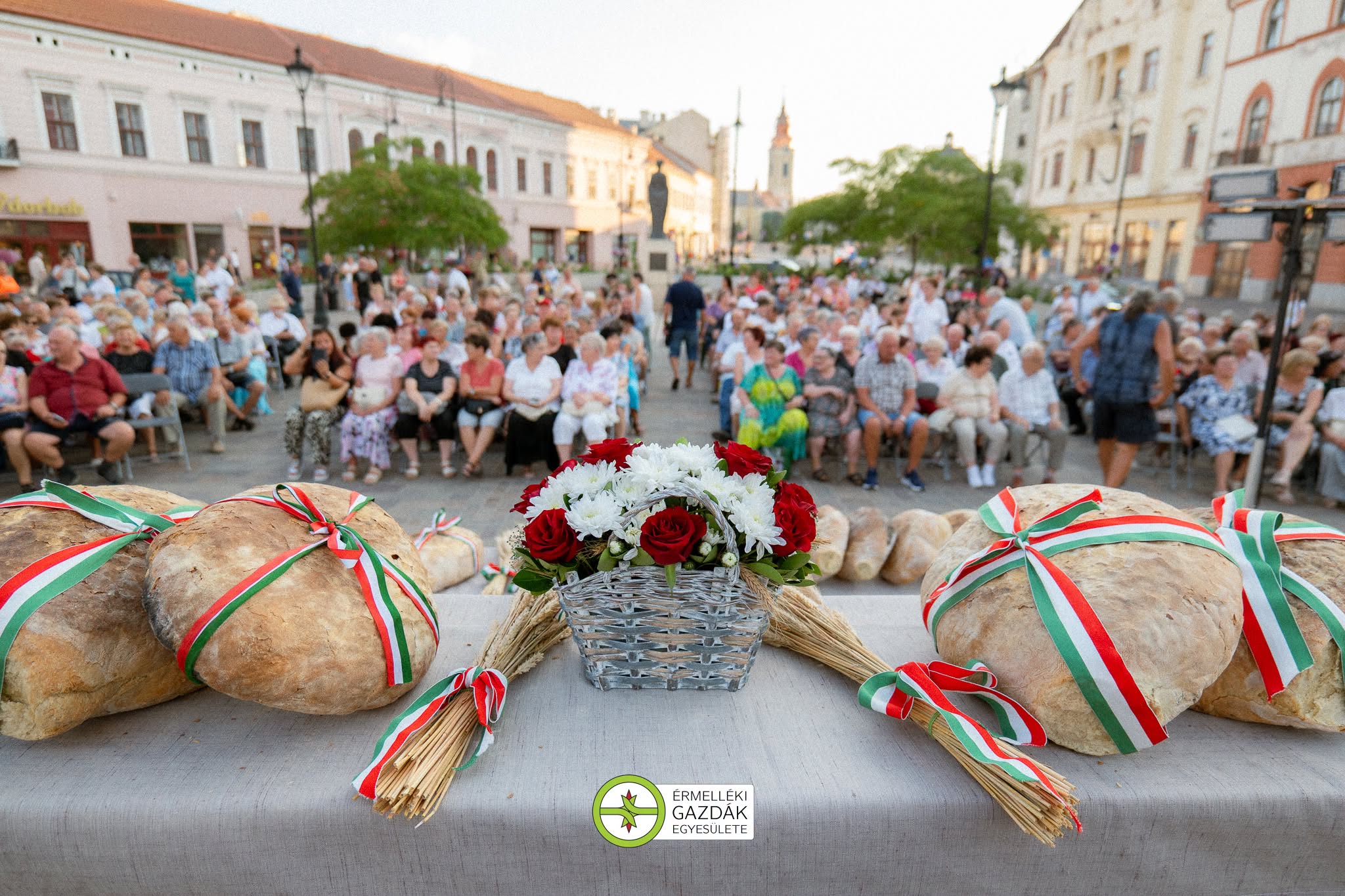Új kenyér megáldása Nagyváradon, augusztus 20-án. Fotó: Érmelléki gazdák Egyesülete