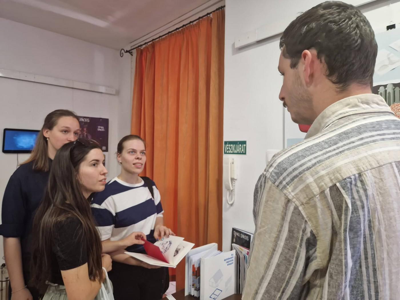 284064412 992351644812734 7212015790349318555 n