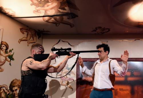 057 szetbombazva 19 02 13