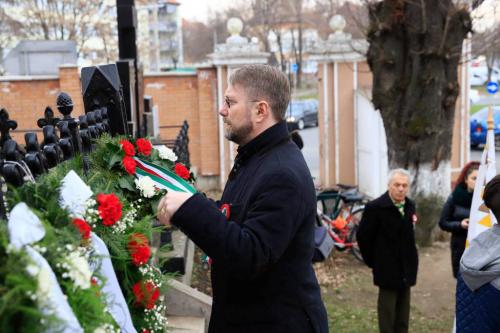 53726462 2155578328086480 4614759471254601728 o