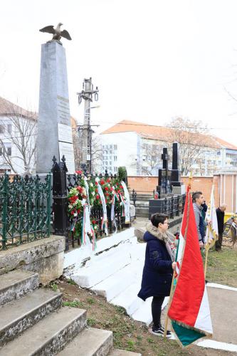 54361714 2155578711419775 3515203536595976192 n