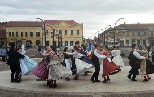 54368197 848589308835129 3136419710652907520 n (1)