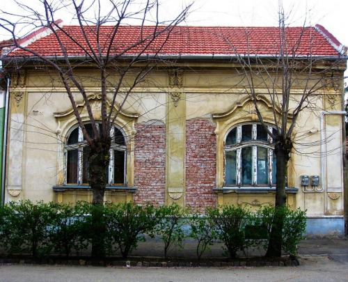 Foto dr. Kiss András -Csengery ucai régi ház  Casa veche pe str. Delavrancea