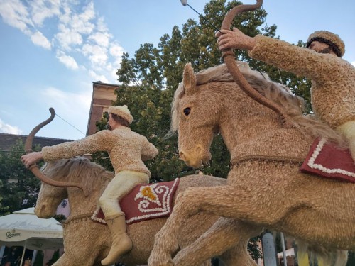 240078672 342250844292620 8712984850422648093 n